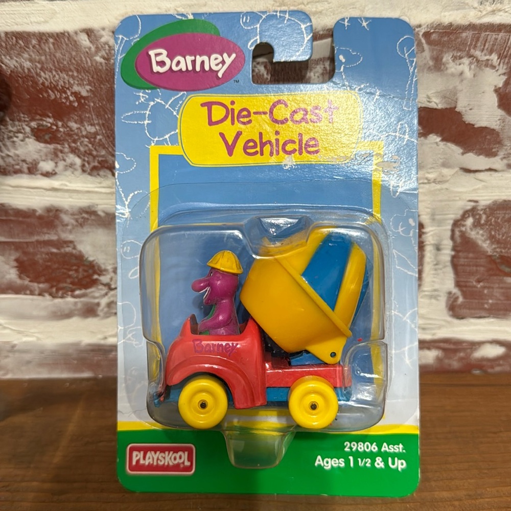 Vintage Playskool Lyons Hasbro 1993, 1997 Barney‎ Die-Cast Vehicle Cement Mixer